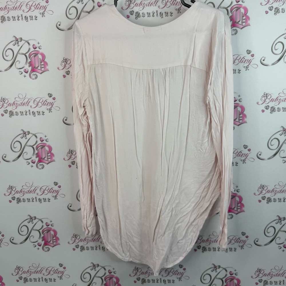 On The Road long sleeve V-neck light, pink flowy Women's Blouse - Soft Pink top - Picture 2 of 11